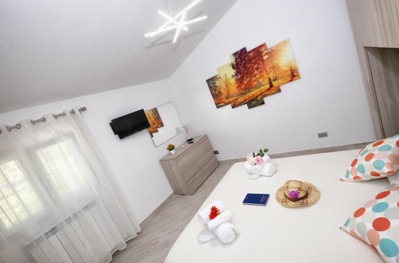 Villa Emily Фрамура Екстериор снимка